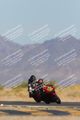 media/Mar-22-2025-CVMA (Sat) [[462c0ffedb]]/Race 13-Amateur Supersport Middleweight/